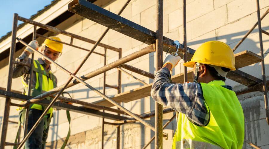 Professional residential roofers in Creve Coeur, IL